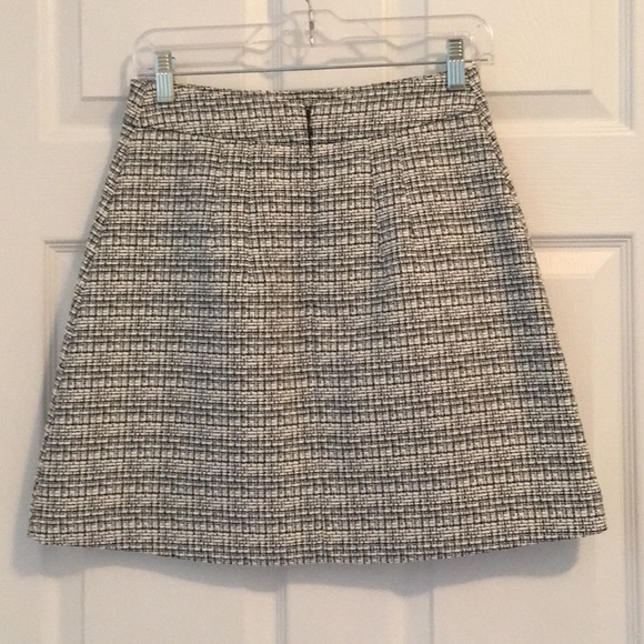 Express A-Line Skirt - Picture 4 of 6